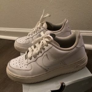 Boys Size 4. Nike Air Force 1 White  Shoe Athletic